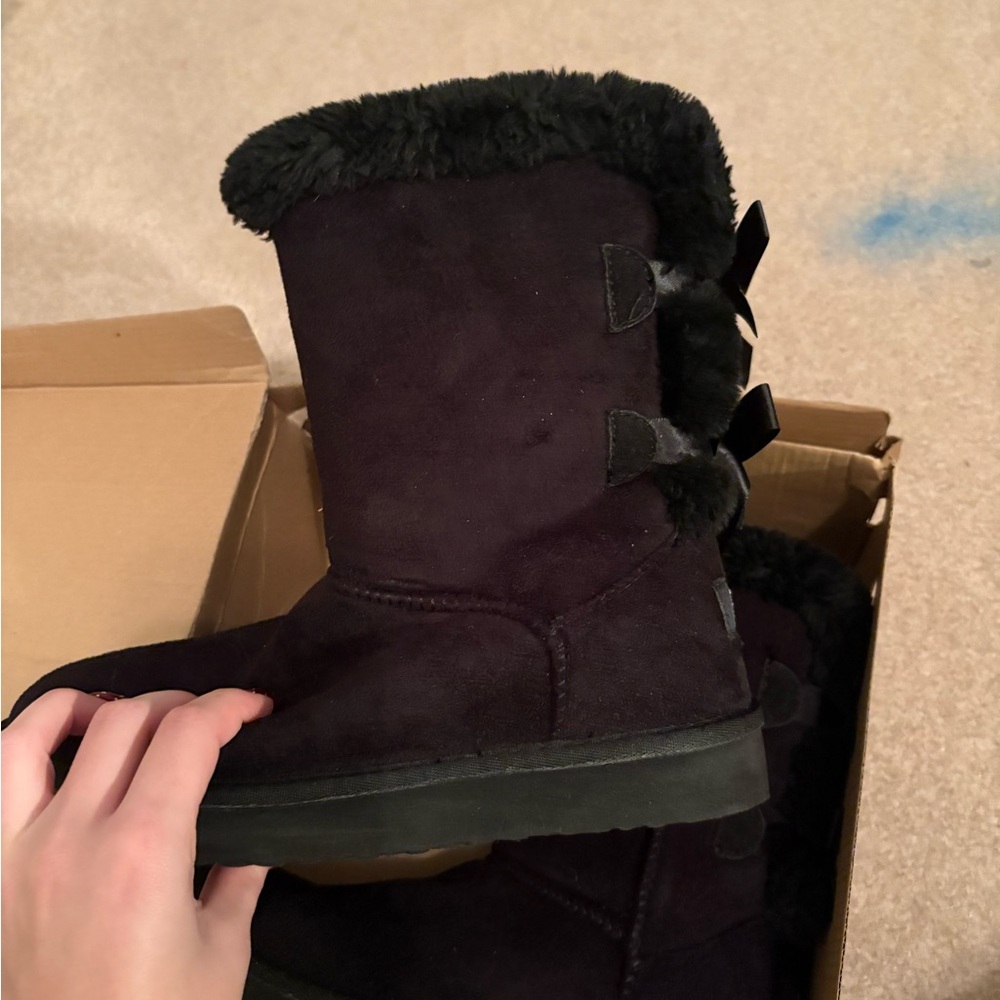 Women's Black Boots with Bows